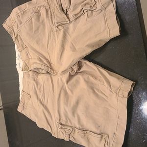 Old Navy 30" cargo shorts